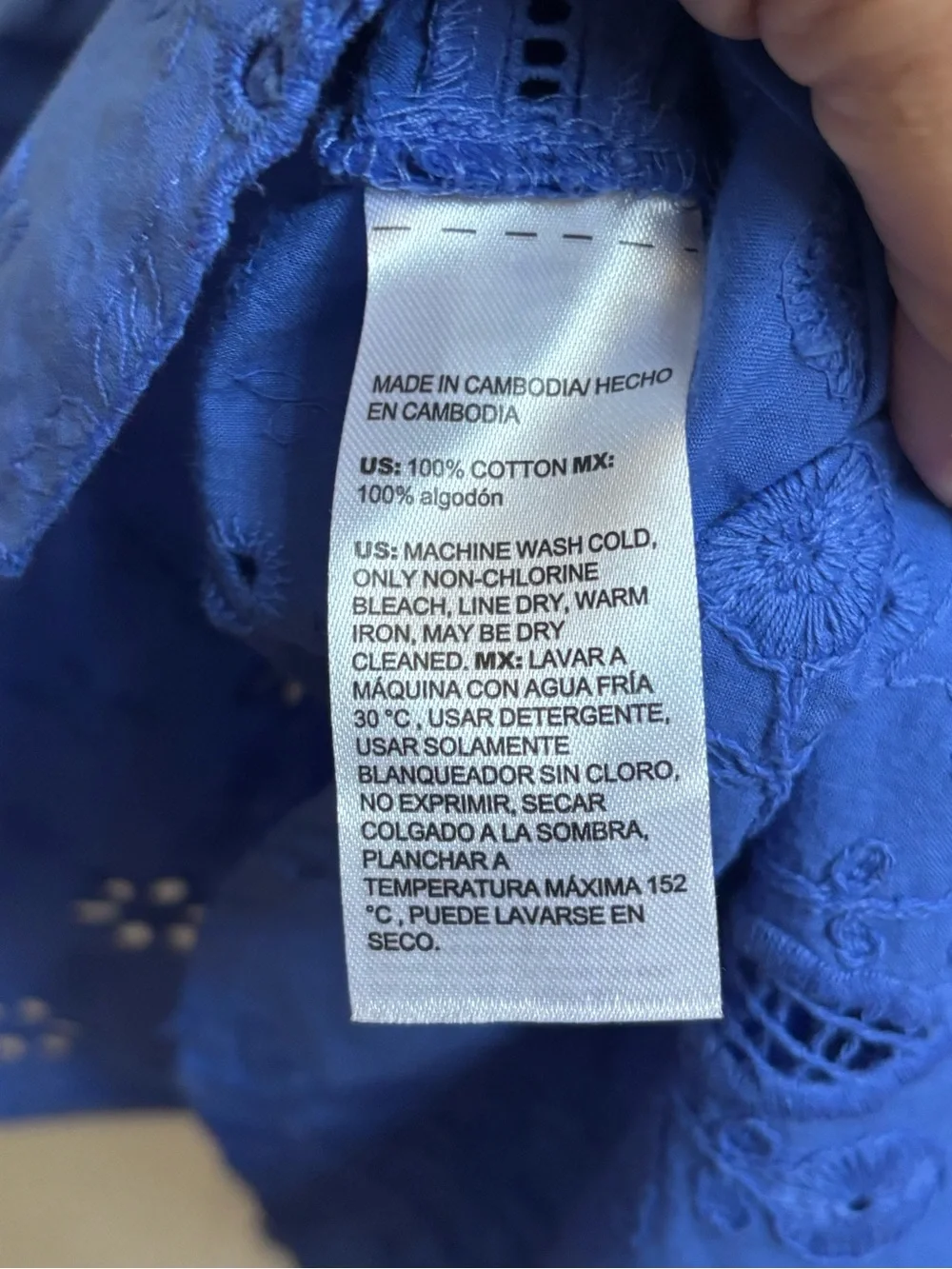 Chicos Embroidered Trapunto-Trim Tunic in Amparo Blue, Size 3 (16-18) NWOT - Picture 9 of 9